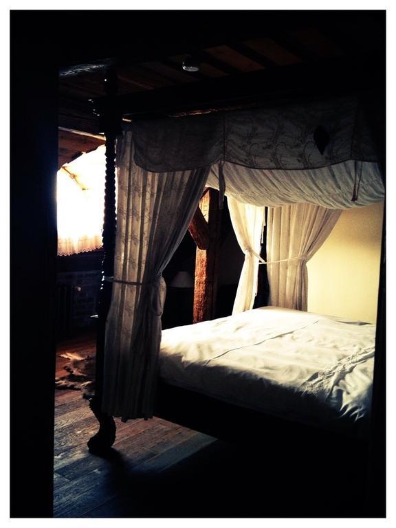 Dvur Olsiny -Hotel And Horse-Riding Karviná Екстериор снимка