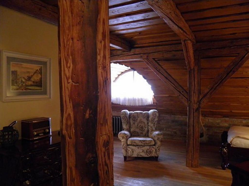 Dvur Olsiny -Hotel And Horse-Riding Karviná Стая снимка